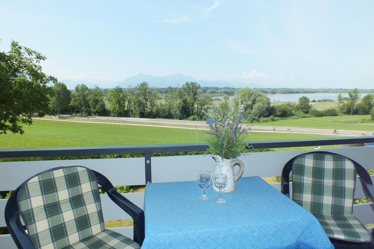 Haus Chiemseeblick Hotel Grande Synthe Bagian luar foto